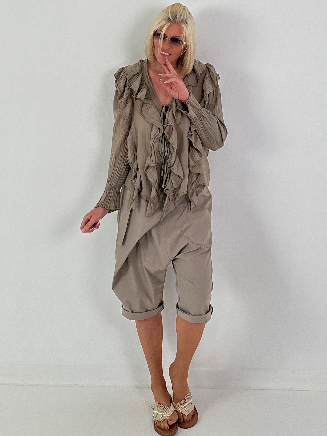 Tie-front tunic with flounces - taupe
