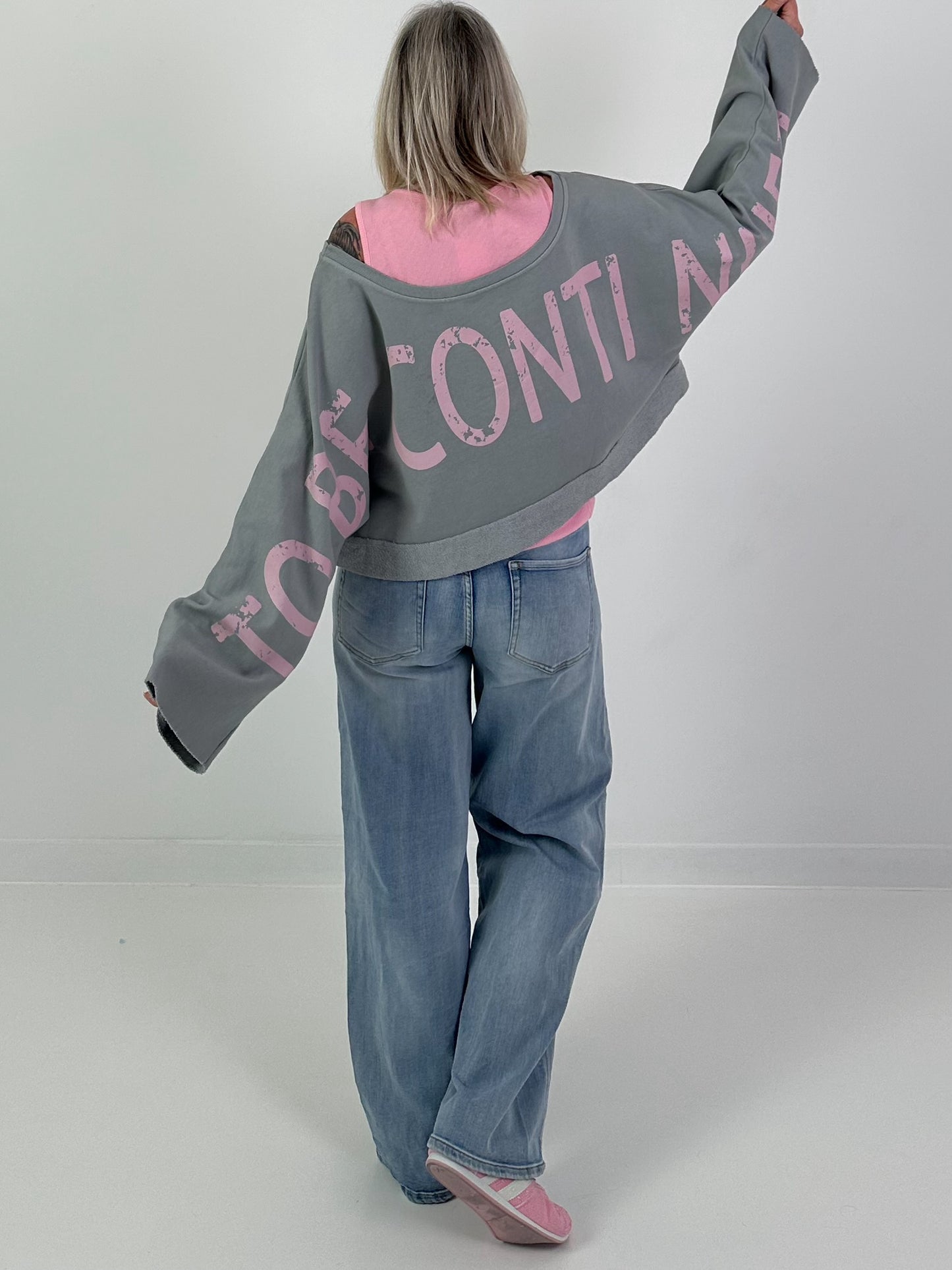Cropped Sweater - grey