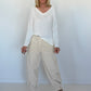 Basic Shirt mit V-Neck - weiss