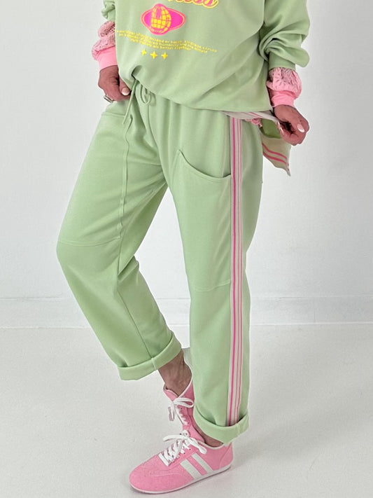 Hose mit großen aufgesetzten Taschen - lindgrün