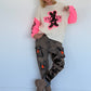 Grobstrickpullover mit Sweatärmeln - ecru-neonpink