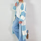 Maxi gebreide jas model "Soft Stripe" - blauw en wit