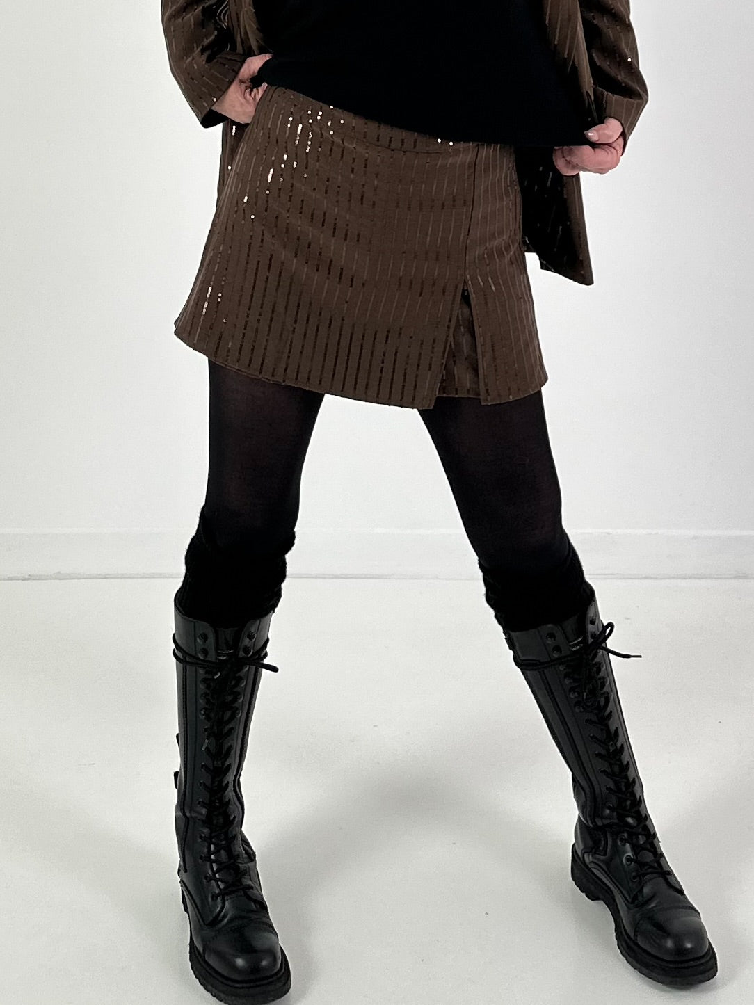 Hosenrock Modell "Midnight Sparkle" - dunkelbraun-braune Pailletten