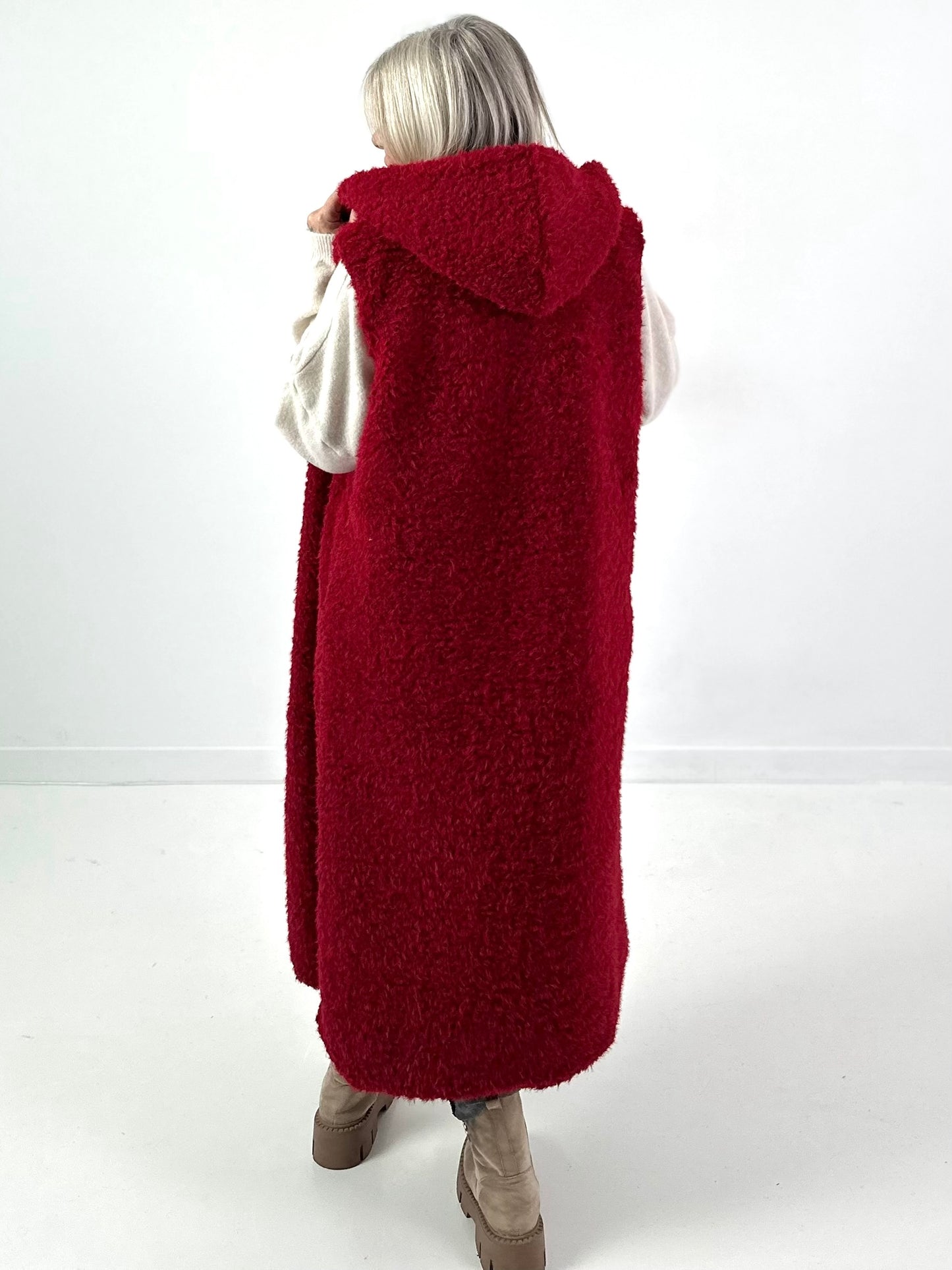 Long vest model "Leo Layers" - bordeaux