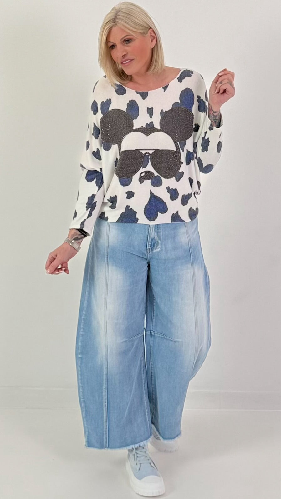 Lichtgewicht trui met all-over print - donkerblauw en wit