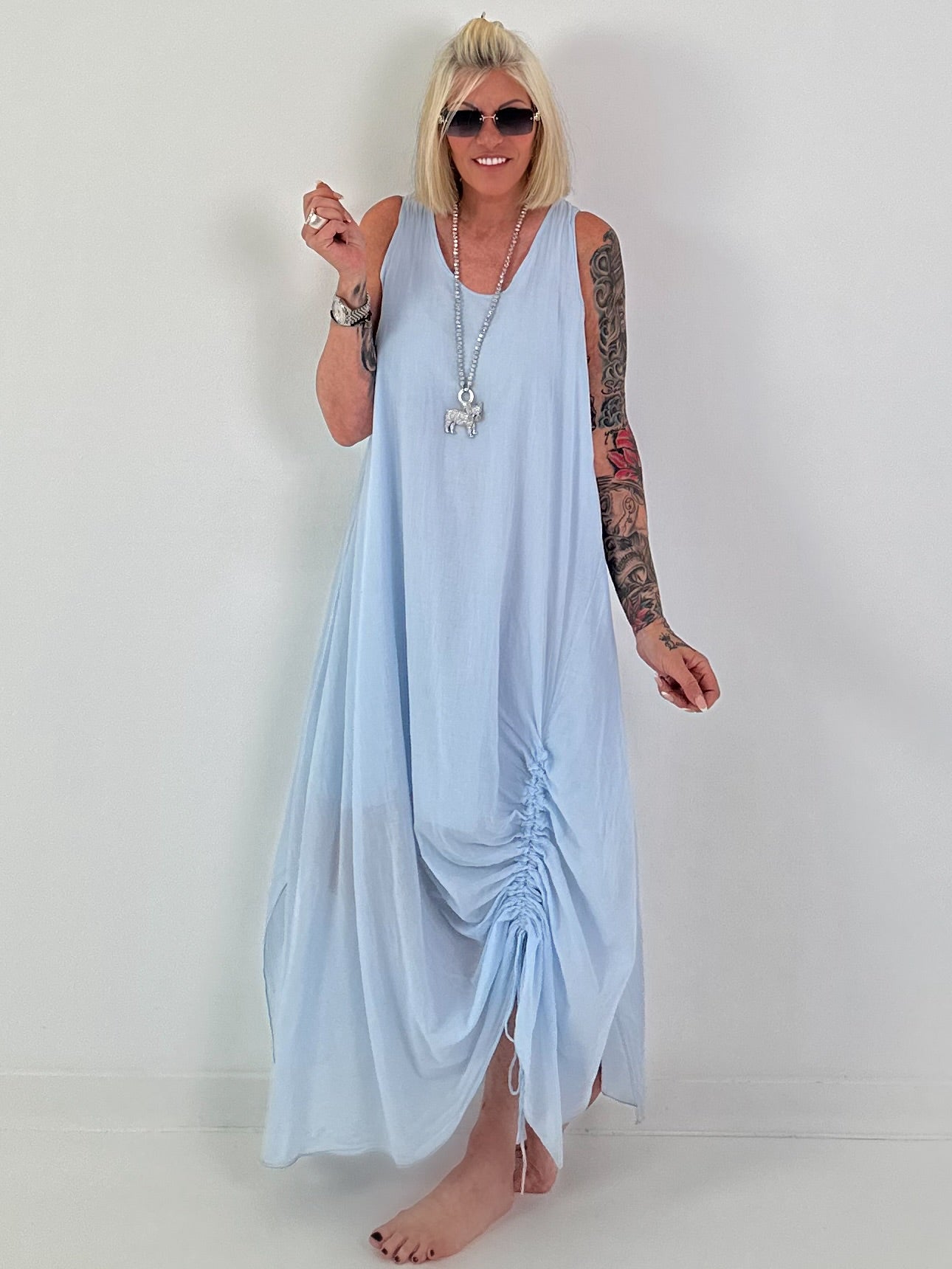 Sommerkleid mit Raff-Detail - hellblau