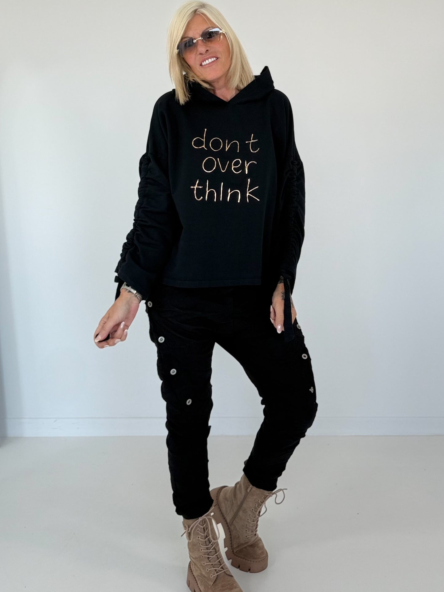 Hoodie Don´t Overthink - schwarz
