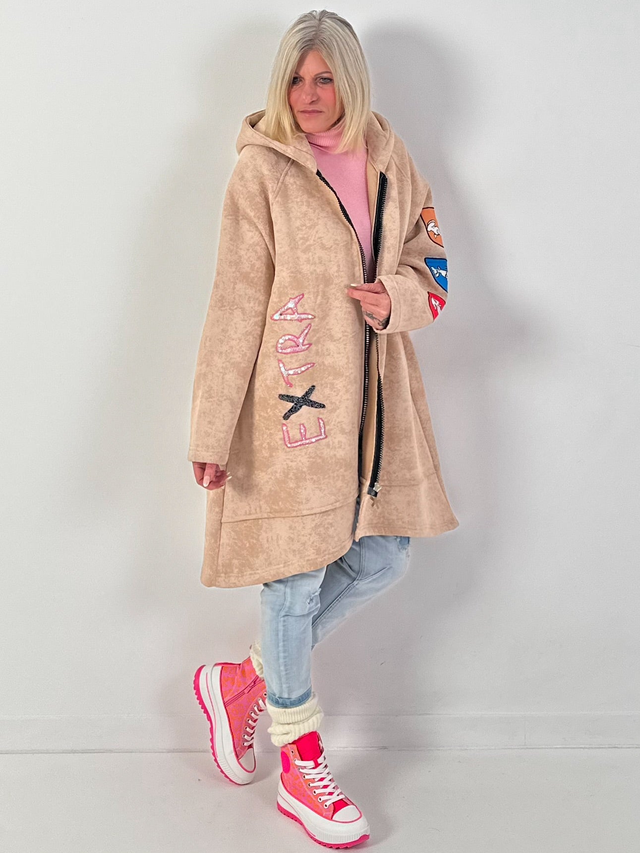 Jasmodel "EXTRA" - beige