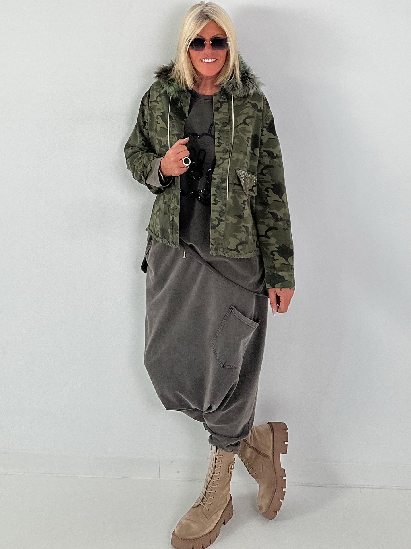Oversized Sweater mit Paillettenprint - anthrazit