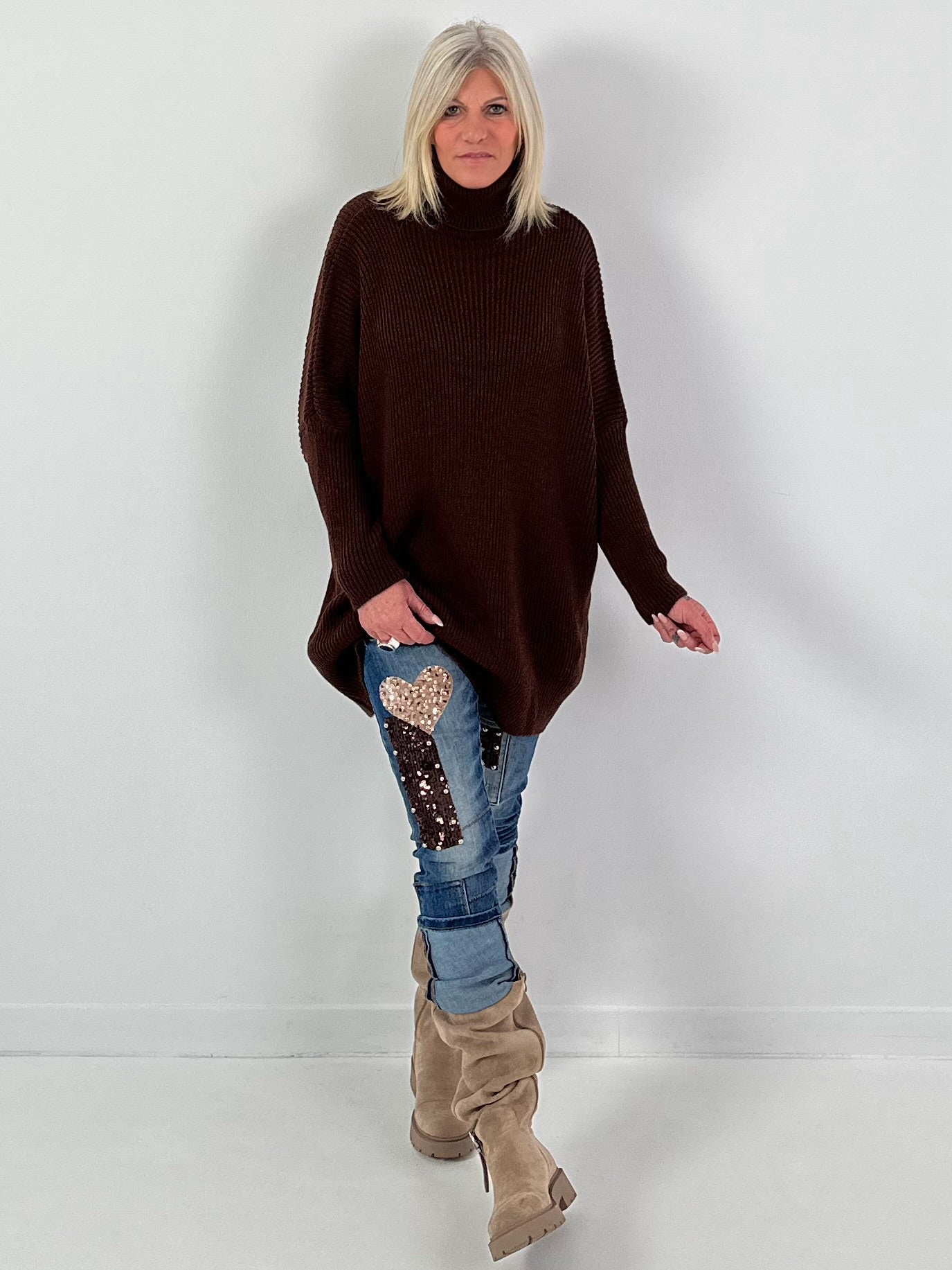 Oversized sweater model "OPHELIA" - mocha