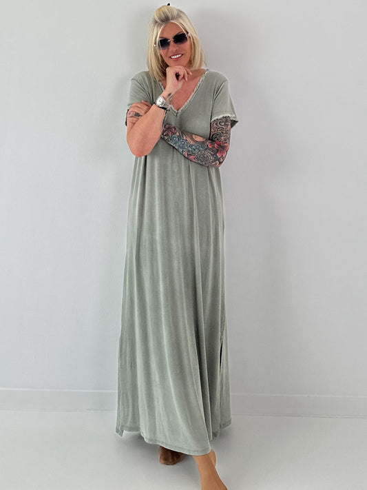 Maxi Kleid mit fransigen Abschlüssen - salbei