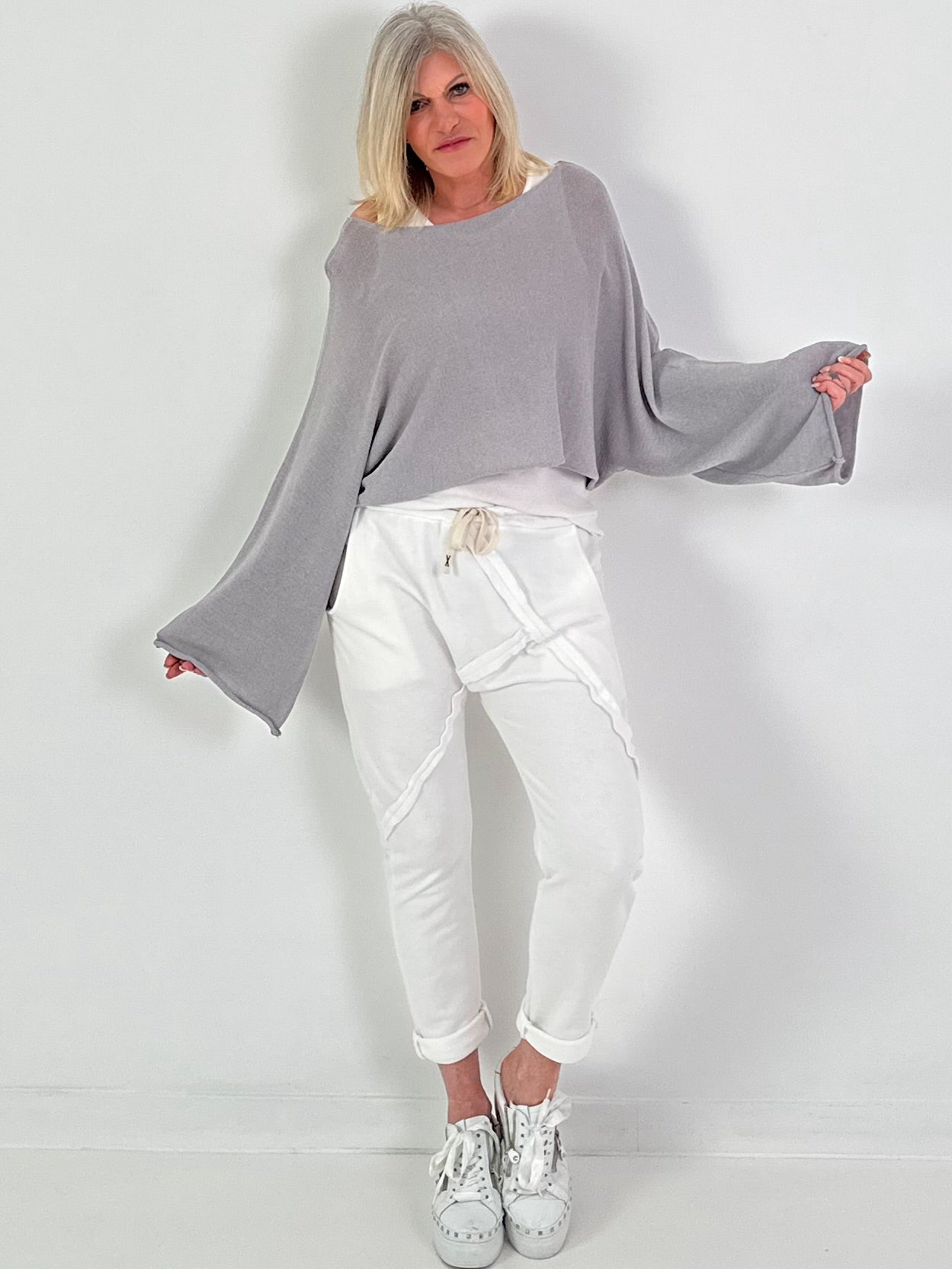 Cropped Pulli Something - grau