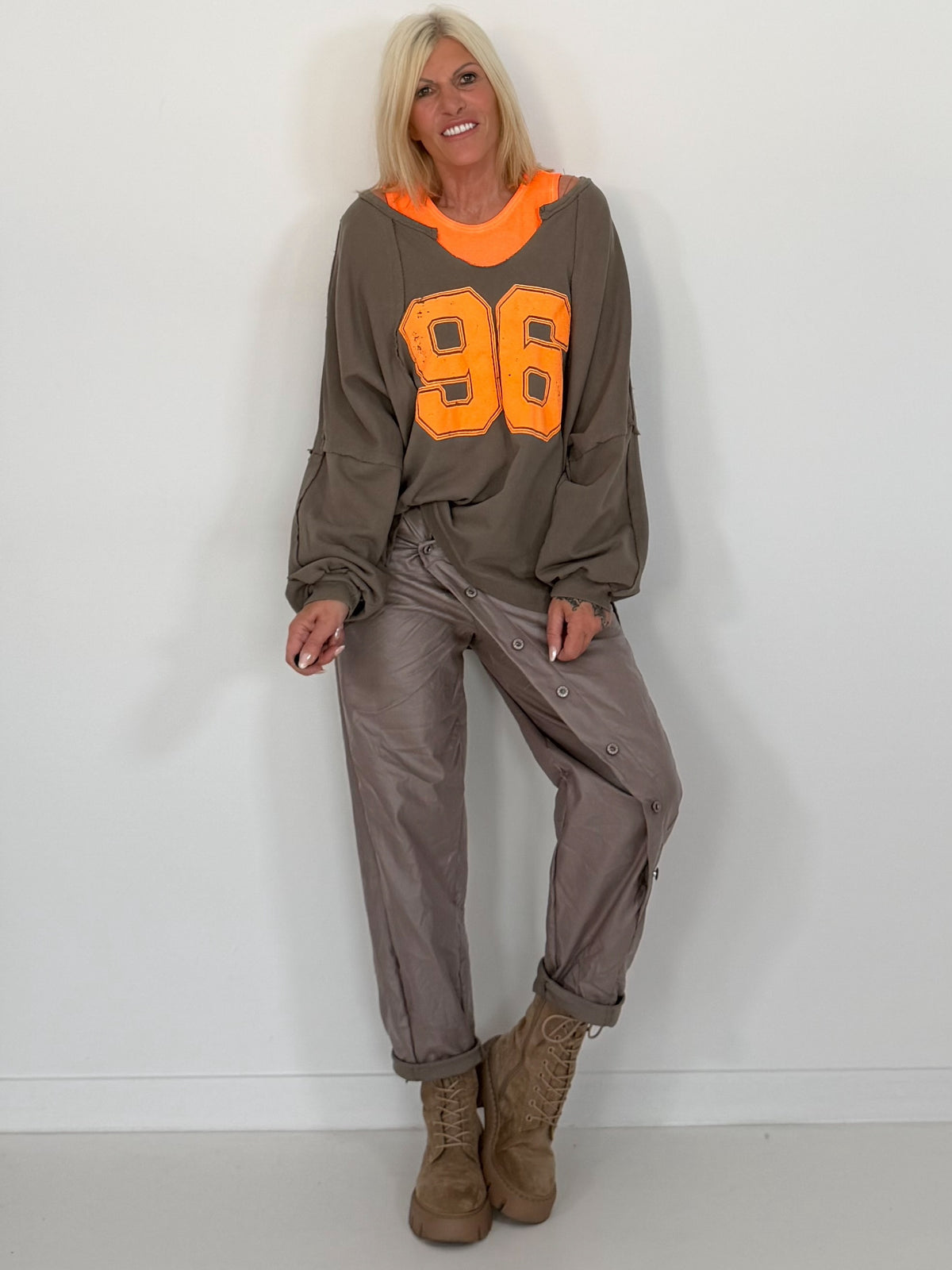 Sweater 96 - taupe-neonorange