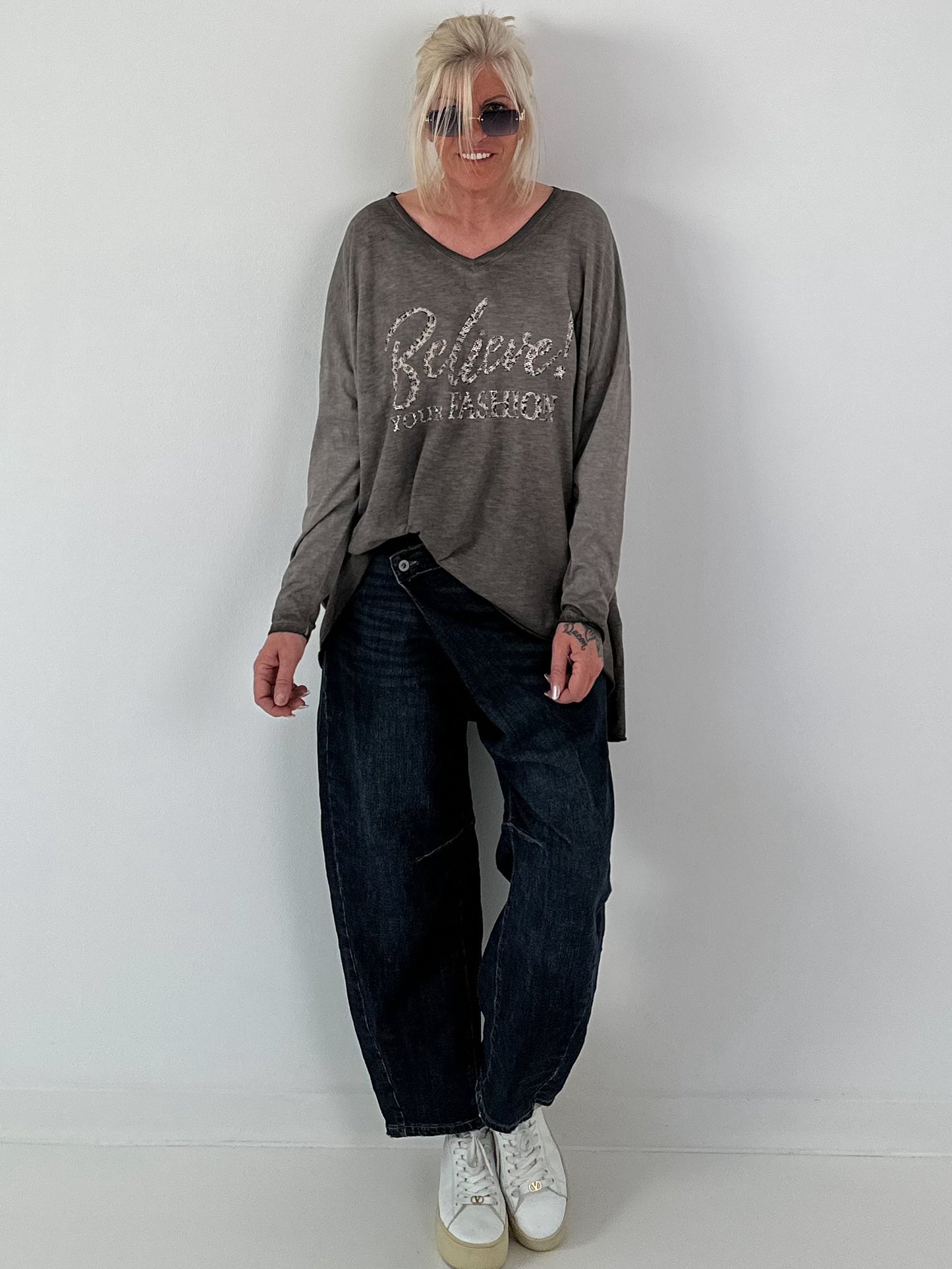 Oversized shirt with leopard print and rhinestone details - mocha