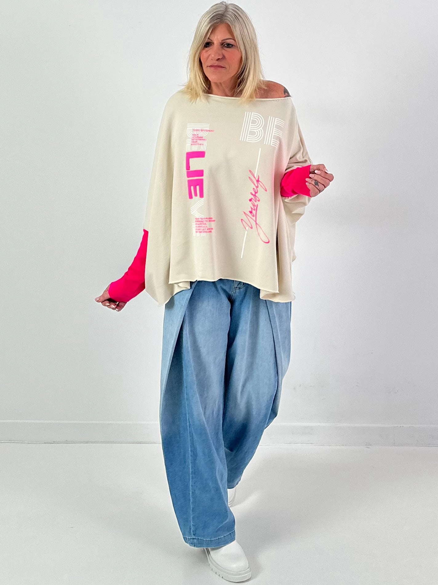 Oversized Sweatshirt Modell "Be Yourself" - beige