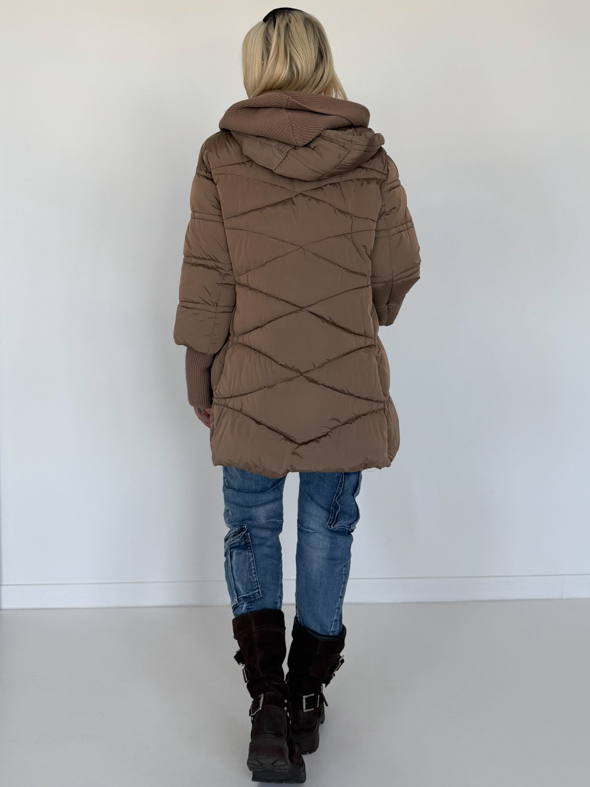 Winterjacke 2 Looks mit Stulpenärmeln und abnehmbarem Strickeinsatz - taupe