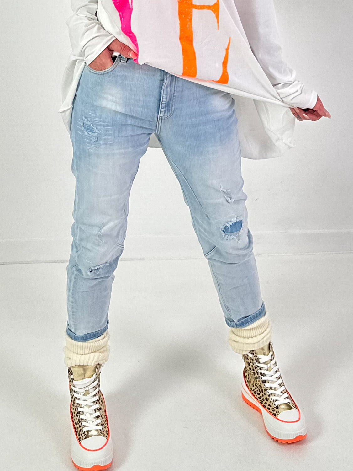 Jeans model "Street Tear" - light denim