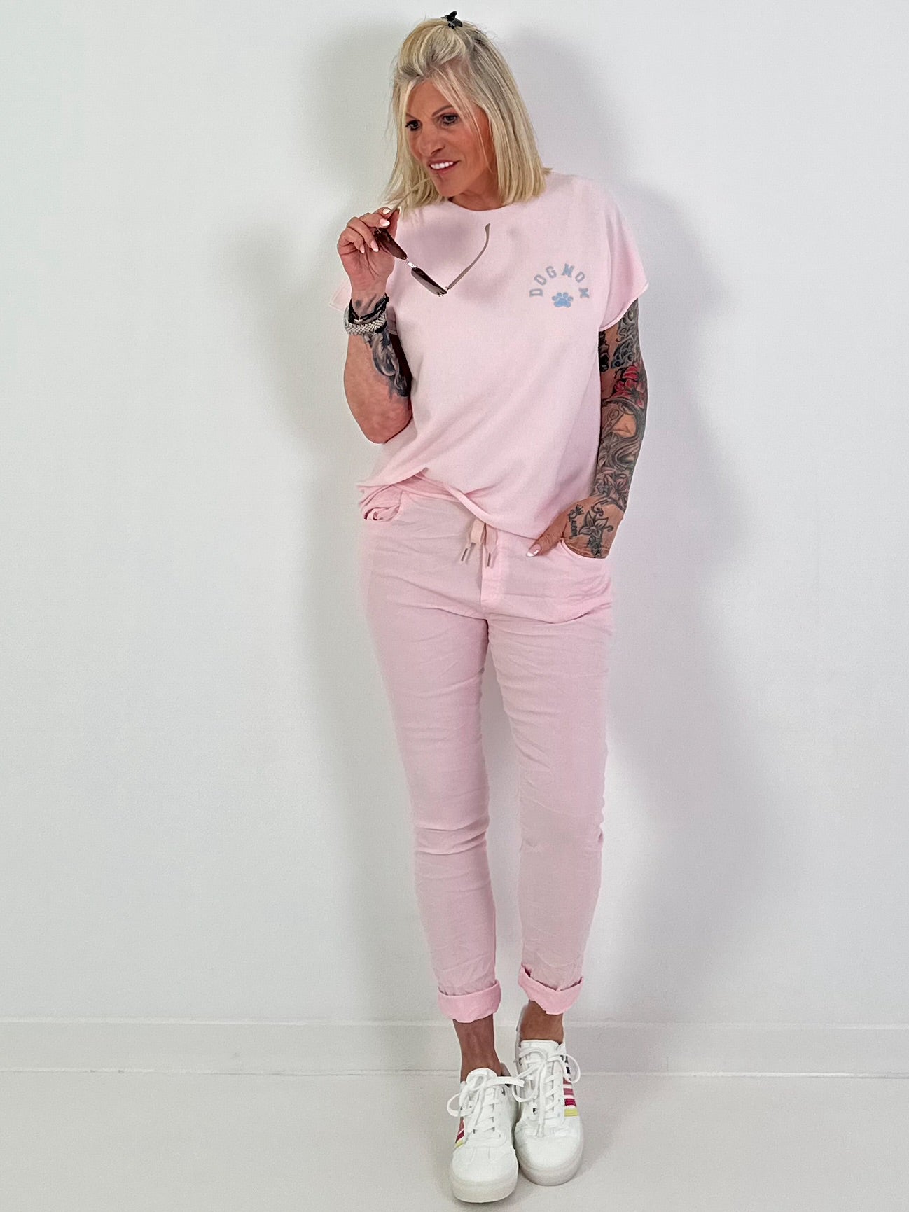 Fine Knit Dog Mom Shirt - Pink