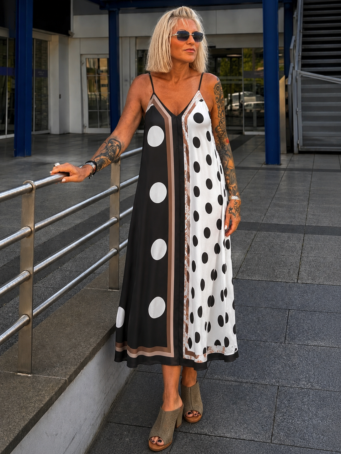 Luftiges Sommerkleid mit Print - schwarz mehrfarbig