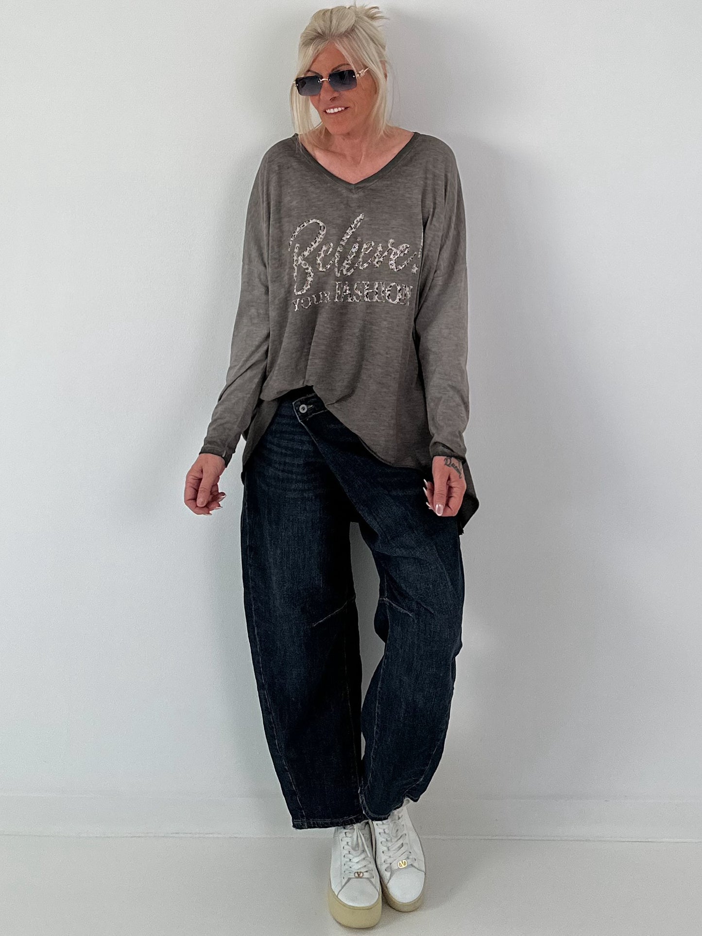 Oversized shirt with leopard print and rhinestone details - mocha