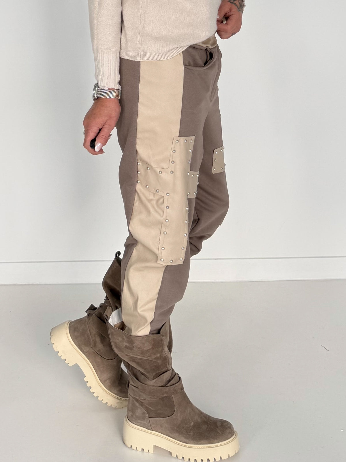 Sweathose im Materialmix - taupe-beige
