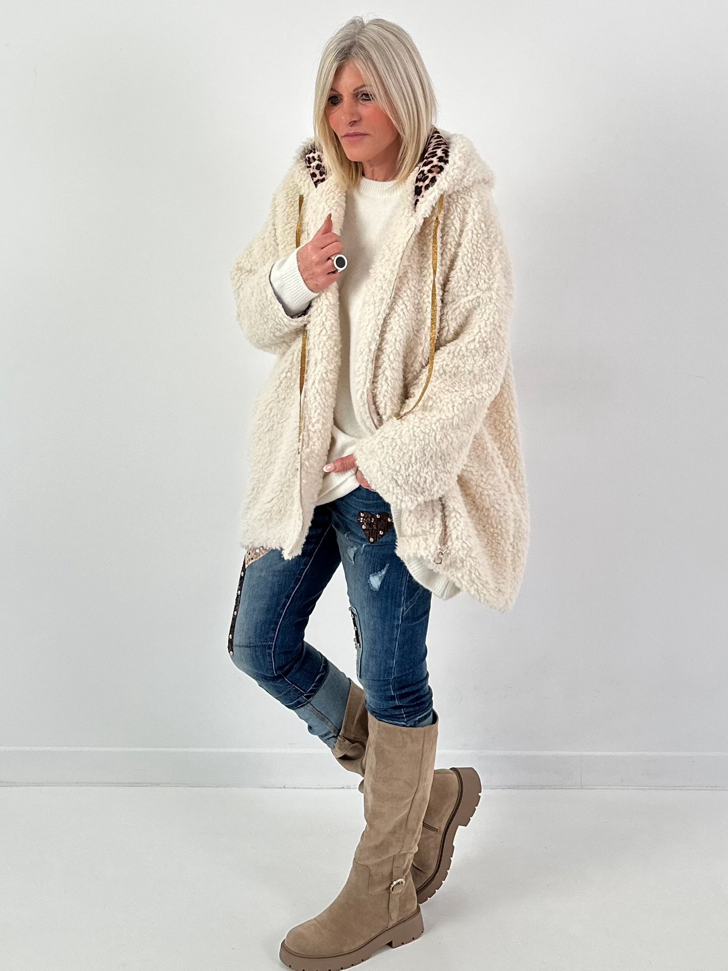 Hooded jacket, model "Hooded Ted" - ecru