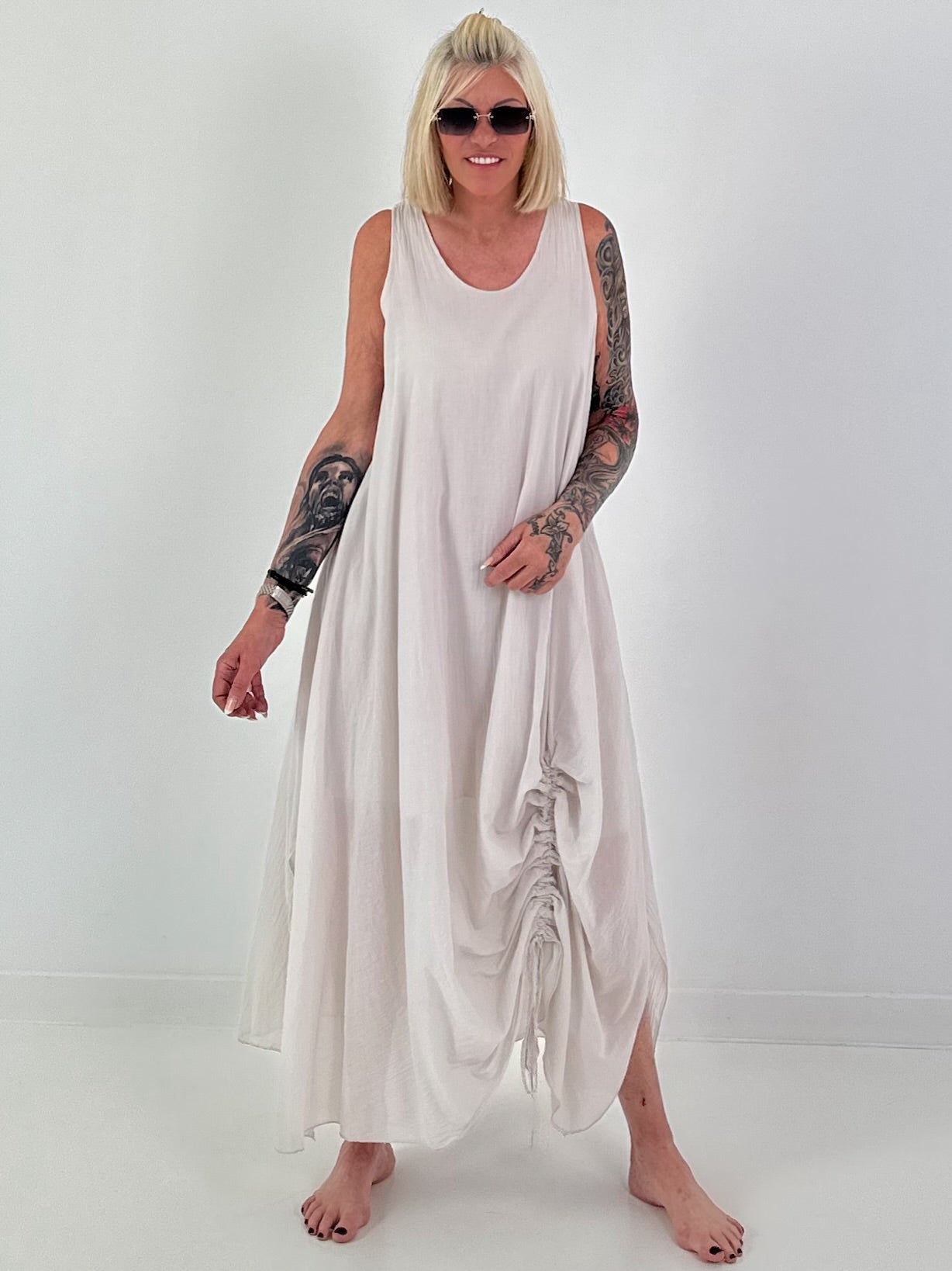 Sommerkleid mit Raff-Detail - beige