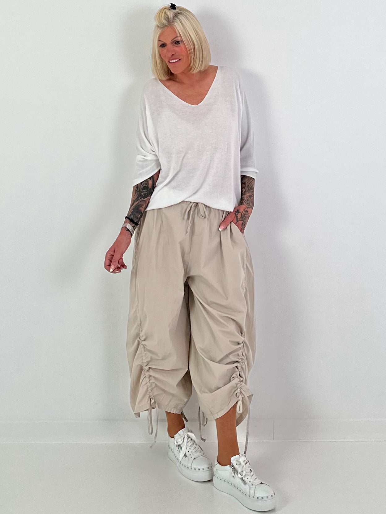 Fine knit short-sleeve sweater - white