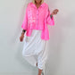 Bluse mit Cold Shoulder und fransigen Abschlüssen - neonpink