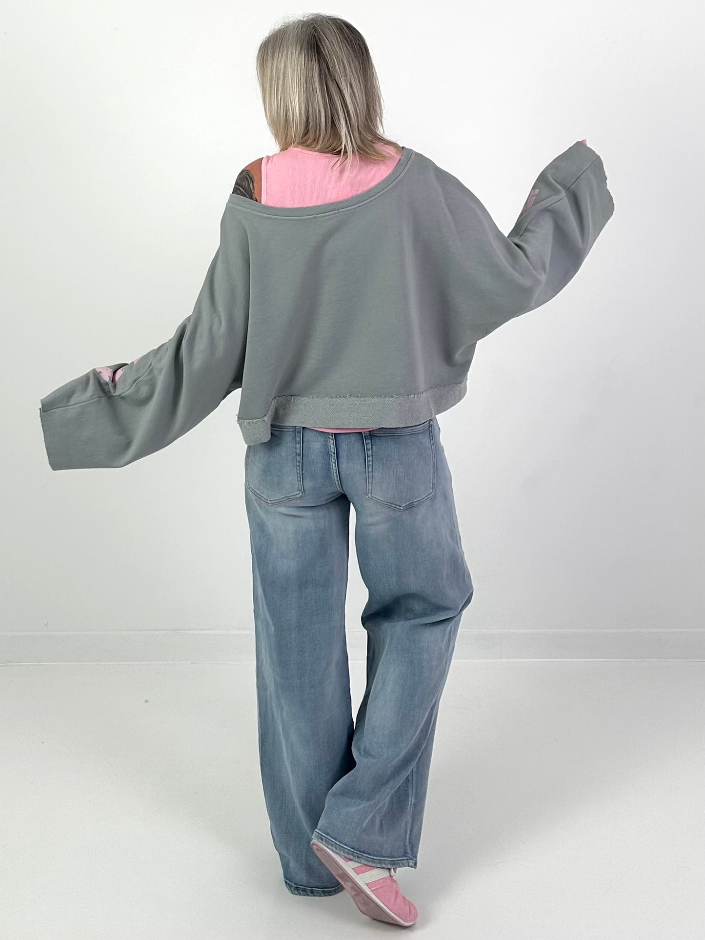 Cropped Sweater - grey