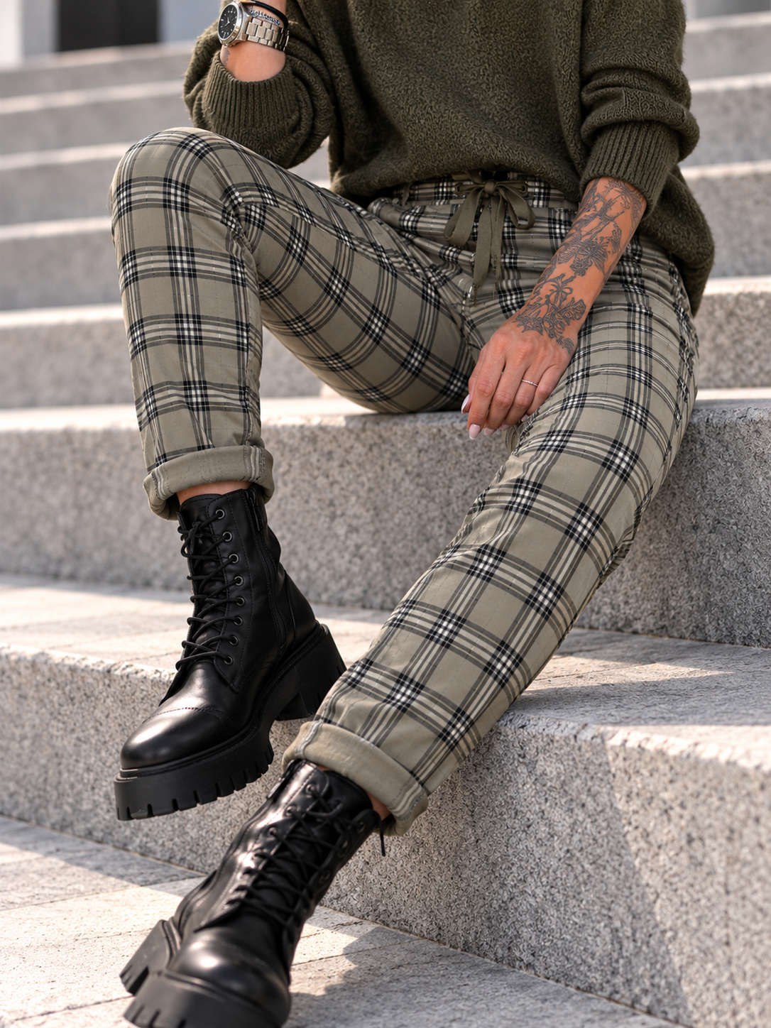 Hose im Karo-Look - oliv-mehrfarbig