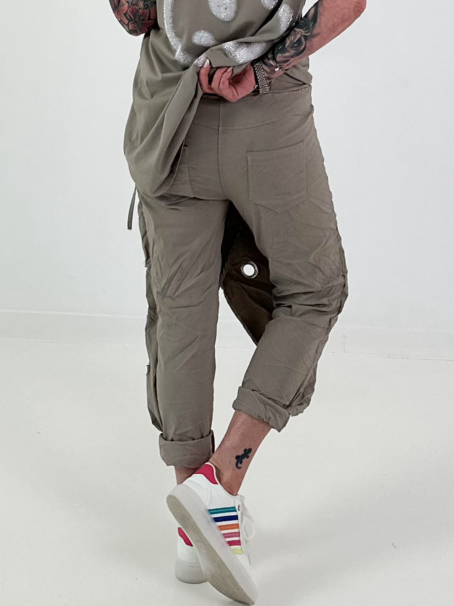 Stylische Hose im Knit-Look - taupe