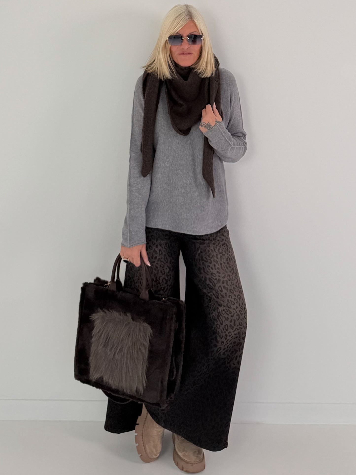 Weicher Basic Pullover - grau