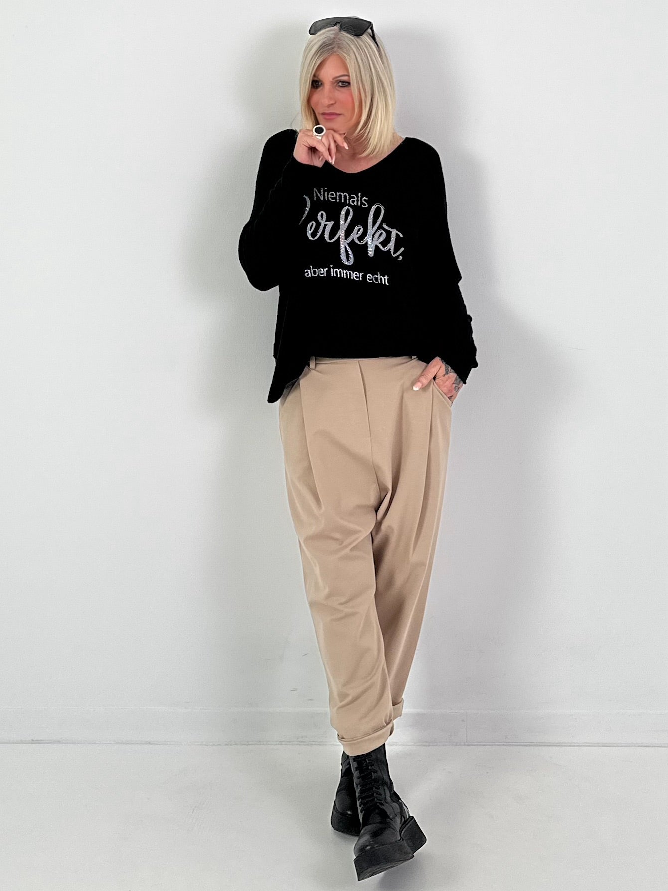 V-hals pullover model "Always Authentic" - zwart