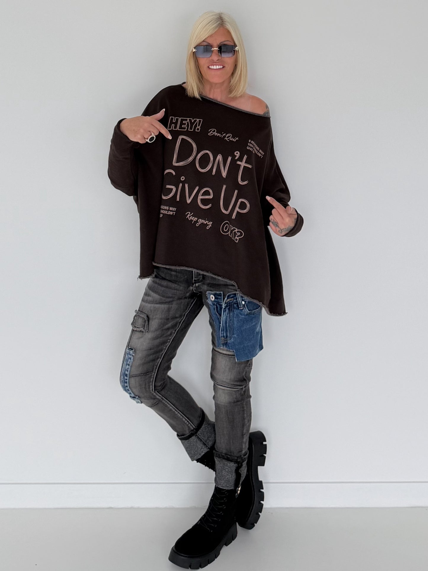 Sweater Dont Give Up - mokka