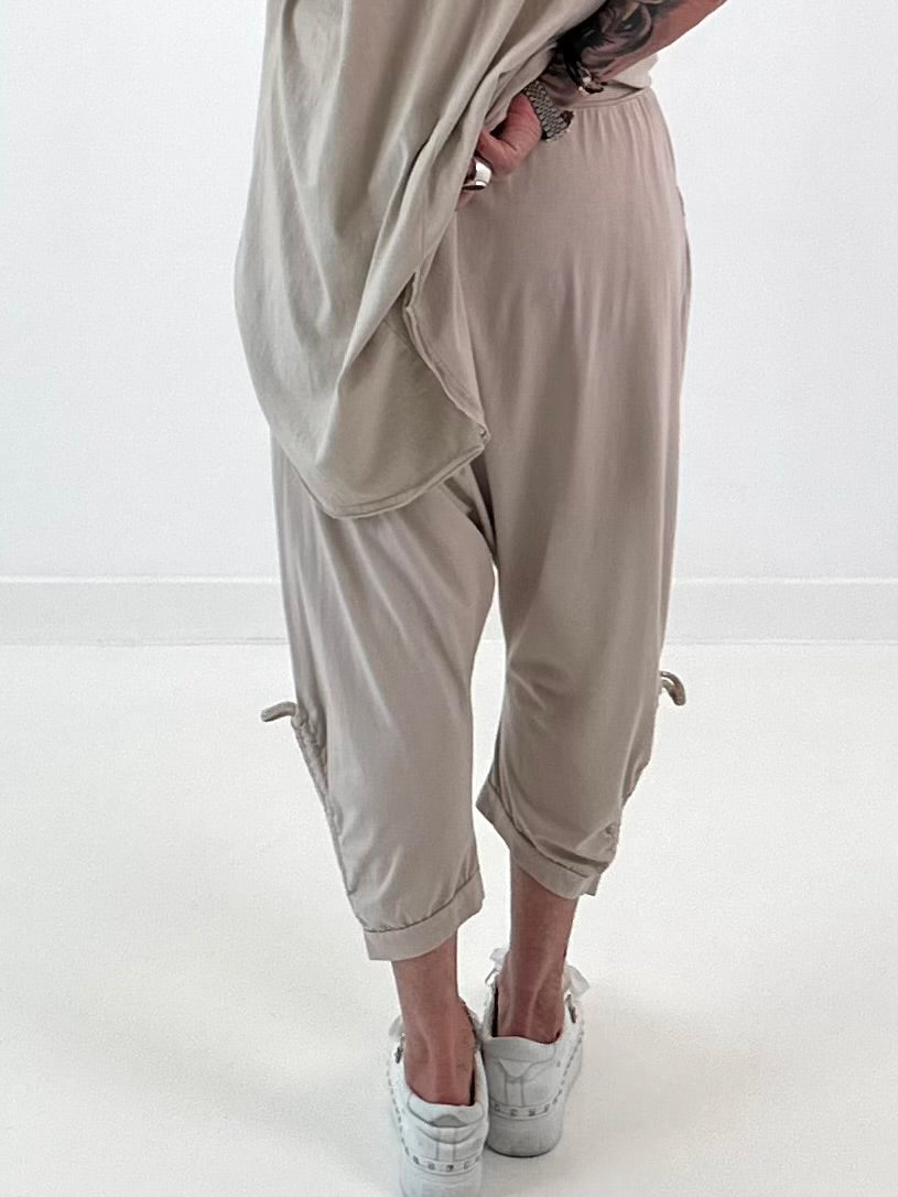 Sweatshirt Baggy mit Beinraffung - beige