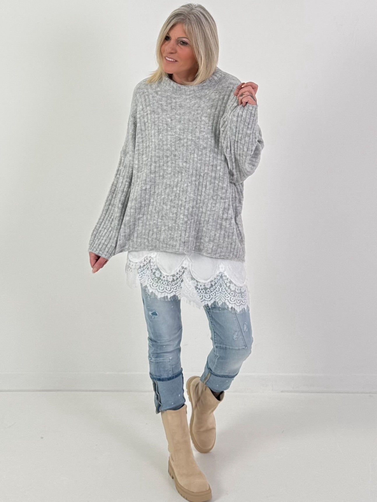 Pullover Modell "Feather Touch" - grau ( lieferbar ab 22.01.25)