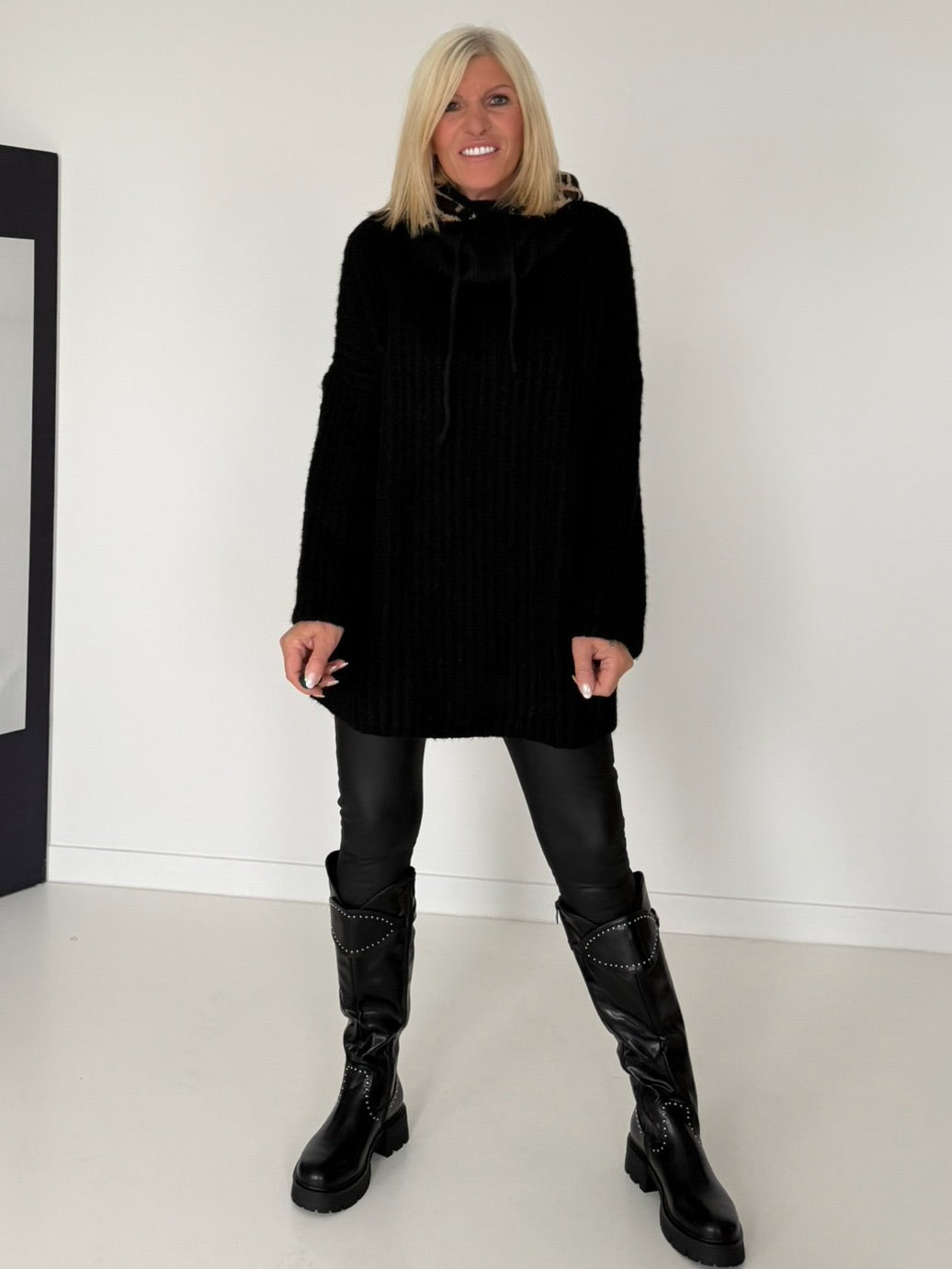 Rippstrickpullover - schwarz