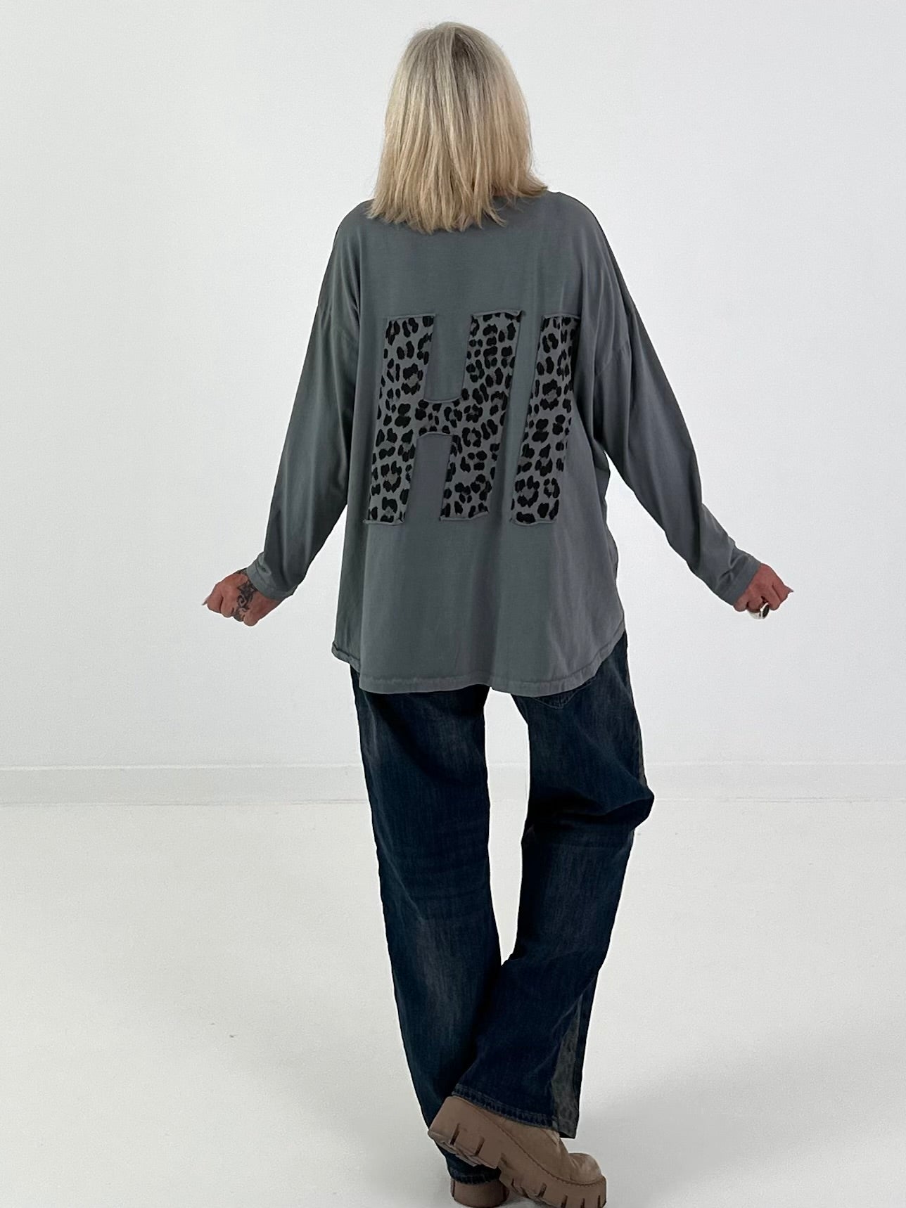 Shirt met 3D Leo letters - grijs