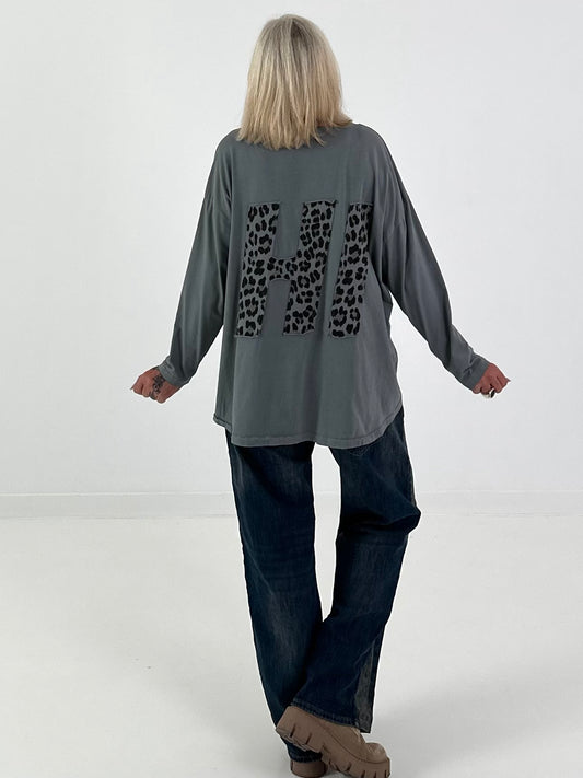 Shirt mit 3D Leo Buchstaben  - grau