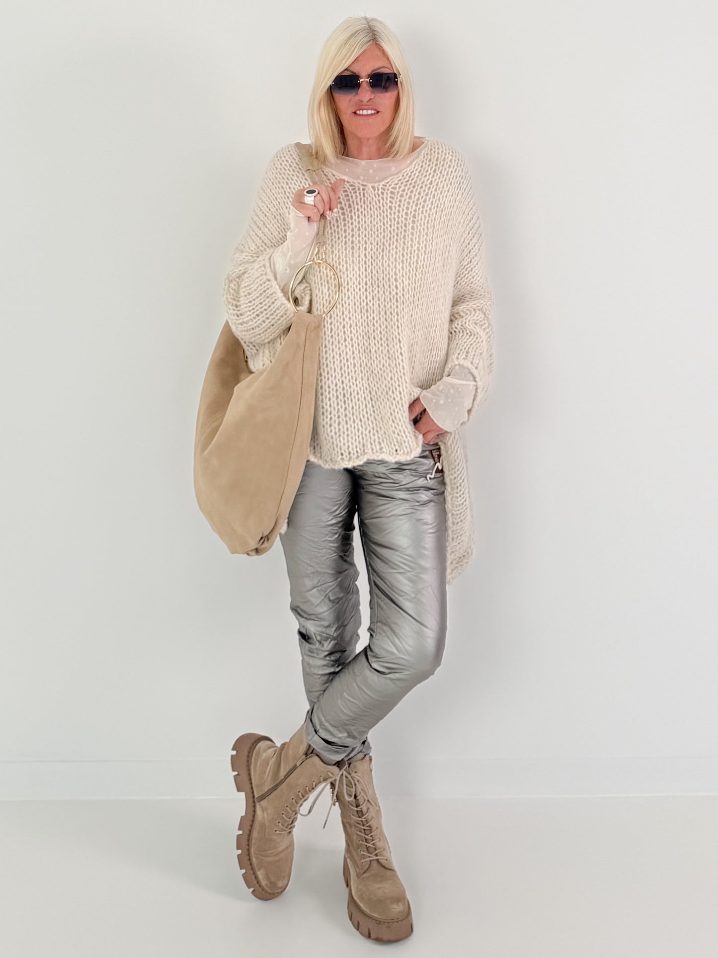 Soft Oversized Chunky Knit Sweater - beige