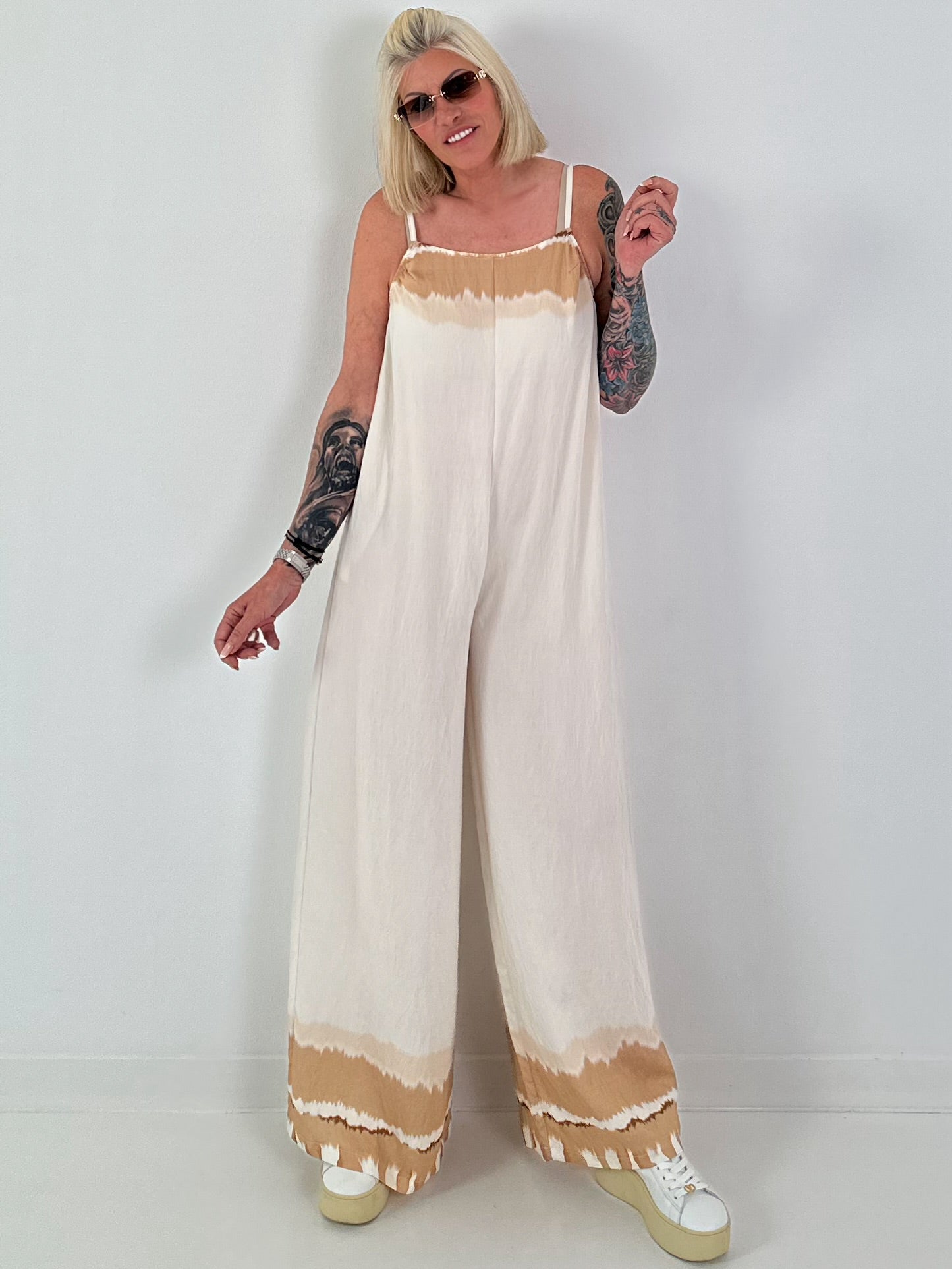 Jumpsuit mit schmalen Trägern - creme