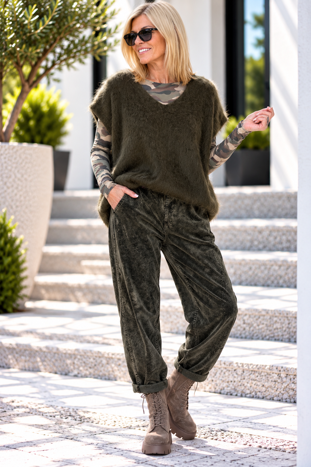 Fluffy turtleneck - olive