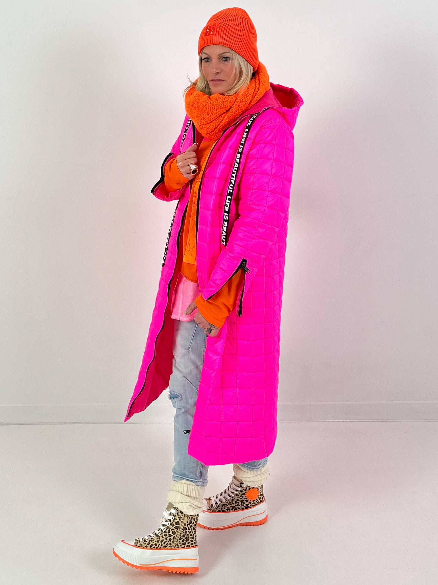 Jas model "Street Active" - ​​neonroze