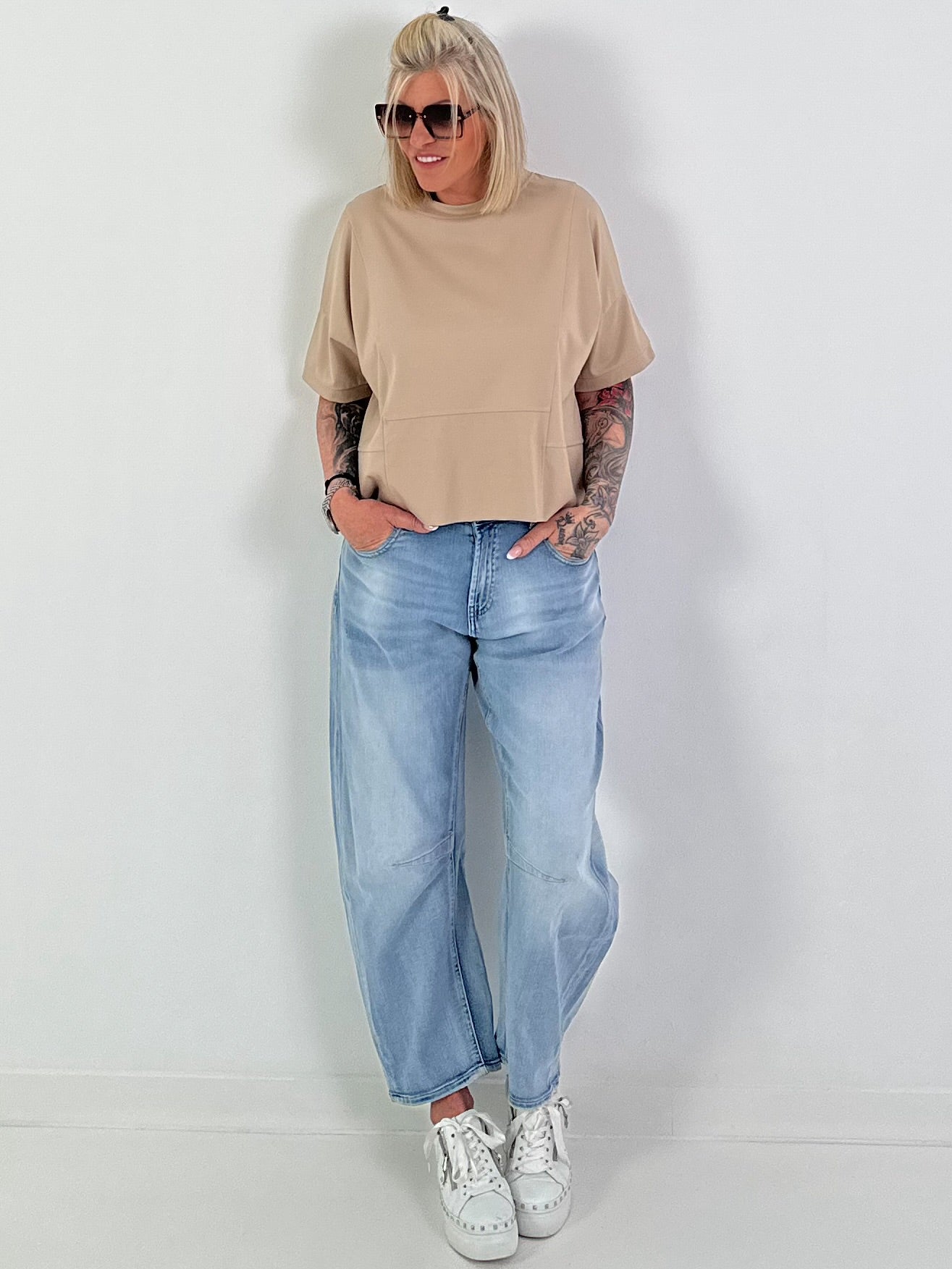 T-shirt with seam details - beige