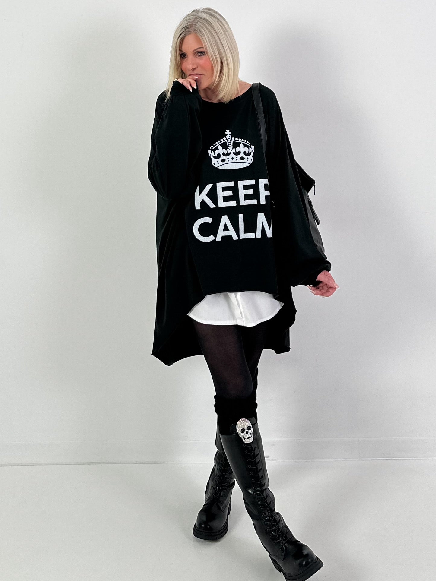 Oversized shirt model "KEEP CALM" - black