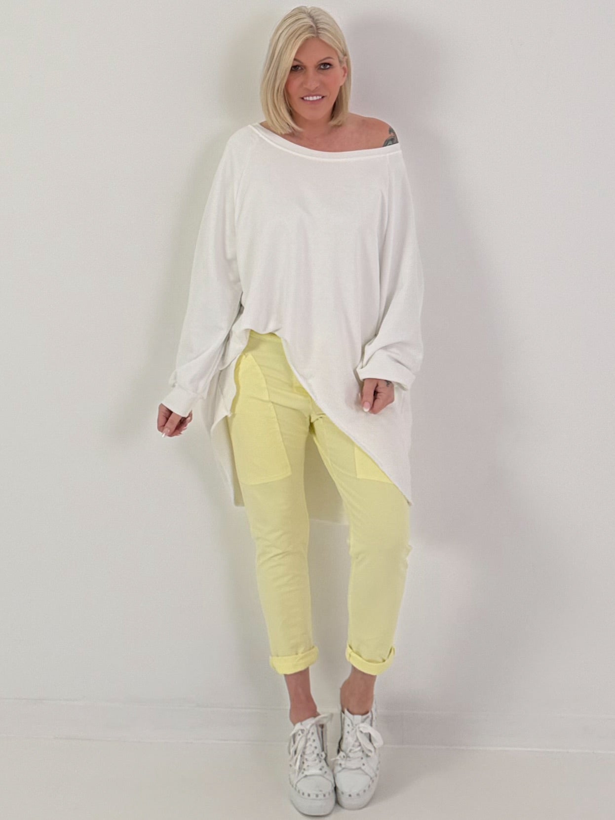 Sweatpants with large patch pockets - yellow