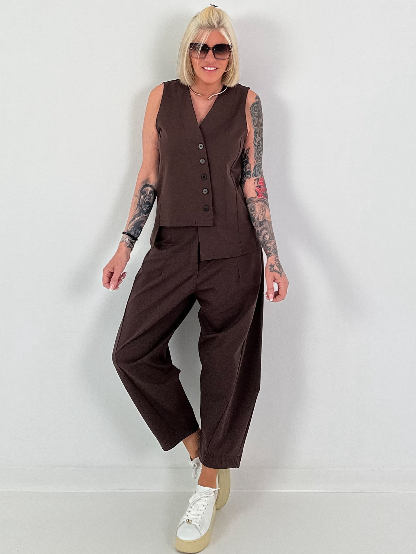 Asymmetrical waistcoat - chocolate