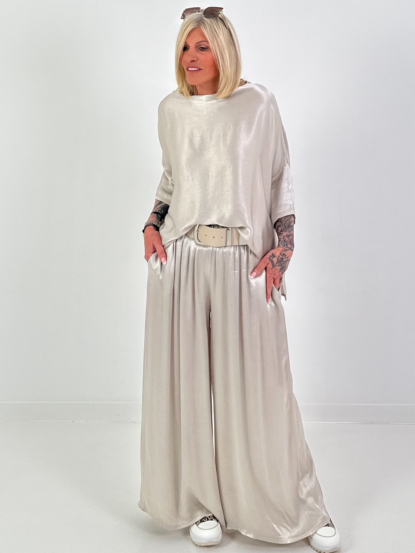 Two-piece satin look - beige