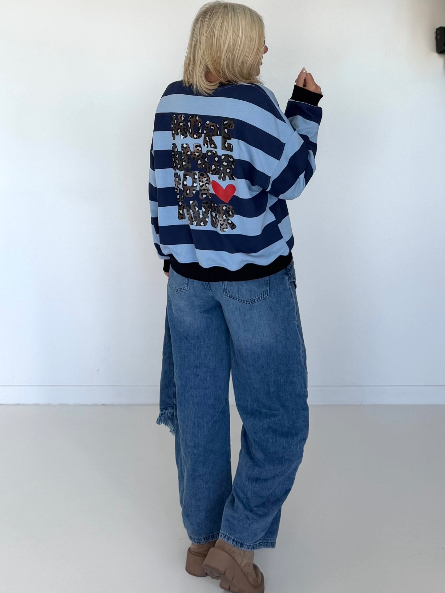 Sweater mit Blockstreifen More Amor - hellblau-marine